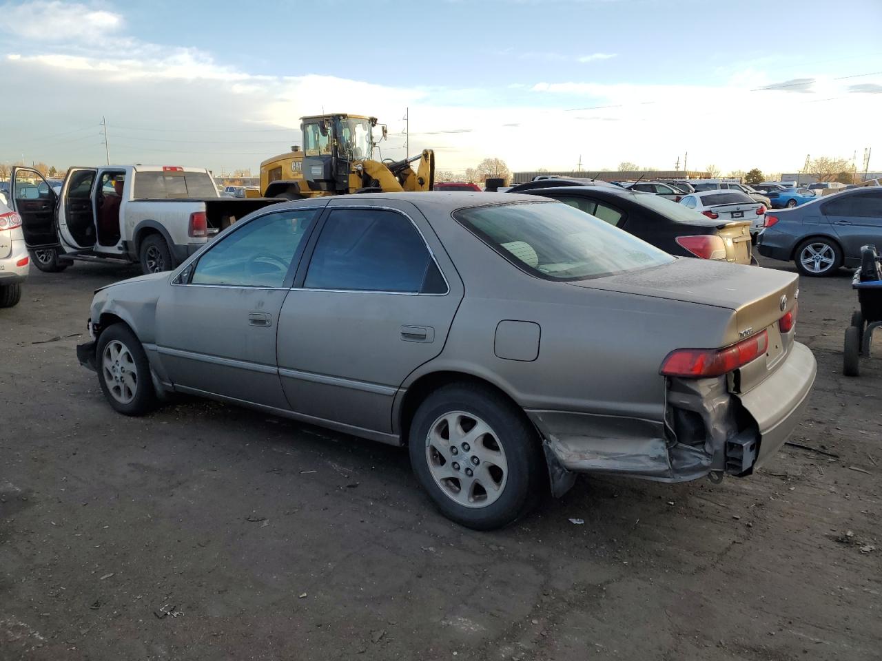 Изображение 2 1999 TOYOTA CAMRY LE 1999 с VIN JT2BF22KXX0176414