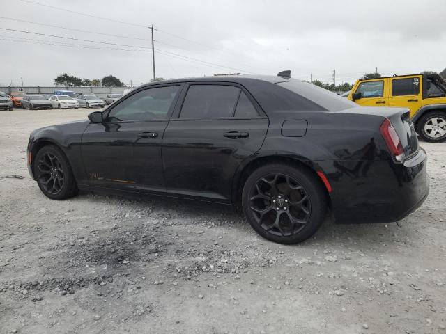 Image 2 of 2019 CHRYSLER 300 S 2019 with VIN 2C3CCABG7KH666277