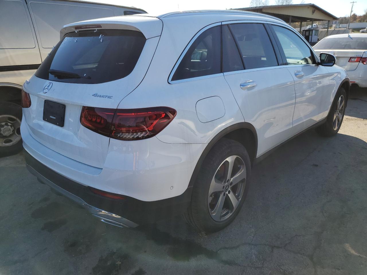 Obraz 3 z 2022 MERCEDES-BENZ GLC 300 4MATIC 2022 z VIN W1N0G8EB9NG121136