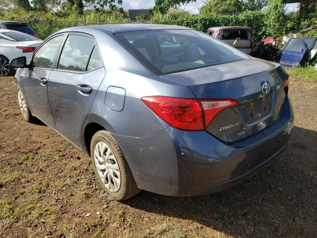 Image 2 of Toyota Corolla L 2018 with VIN 5YFBURHE8JP781603