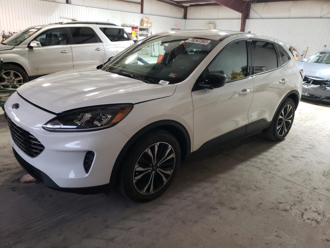 Изображение 1 2021 FORD ESCAPE SE 2021 с VIN 1FMCU0G6XMUA62835