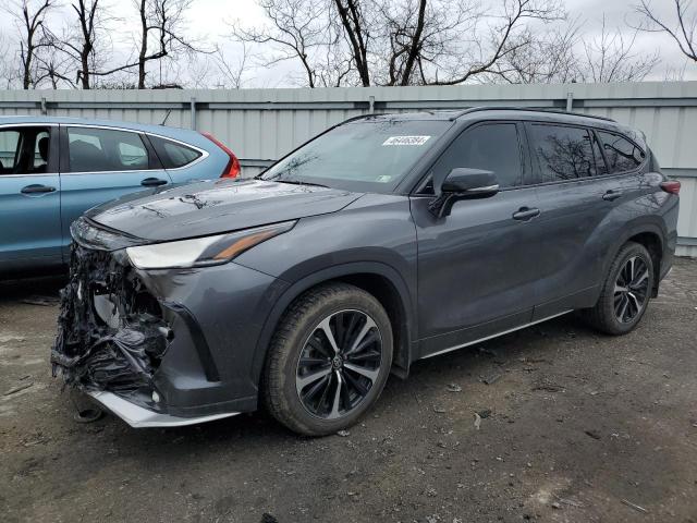 Obraz 1 z 2022 TOYOTA HIGHLANDER XSE 2022 z VIN 5TDJZRBHXNS169383