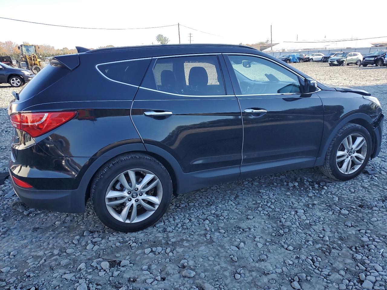 Obraz 3 z 2013 HYUNDAI SANTA FE SPORT  2013 z VIN 5XYZU3LA9DG122745