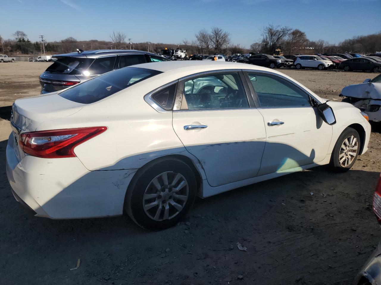 Изображение 3 2016 NISSAN ALTIMA 2.5 2016 с VIN 1N4AL3AP7GC241724