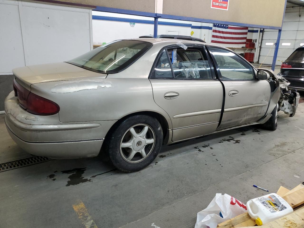 Image 3 of 2000 BUICK REGAL LS 2000 with VIN 2G4WB55K2Y1281046