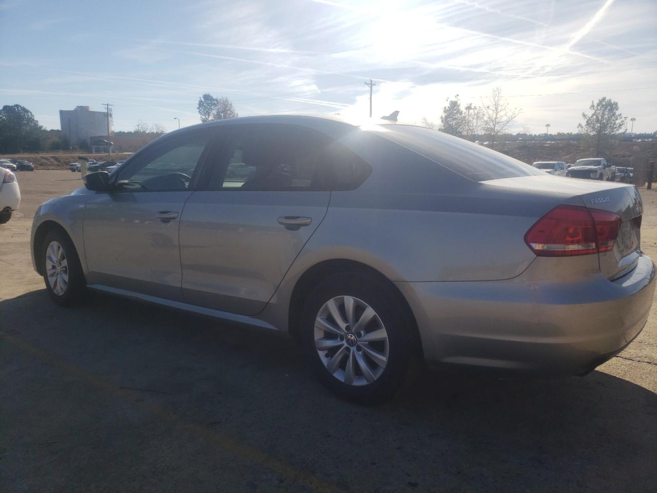 Image 2 of 2014 VOLKSWAGEN PASSAT S 2014 with VIN 1VWAT7A36EC093283