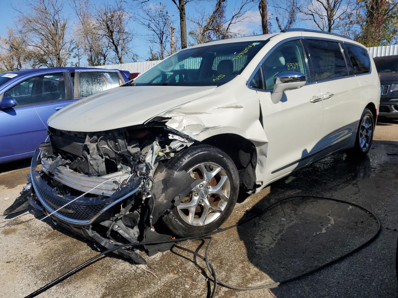 Obraz 1 z 2017 CHRYSLER PACIFICA LIMITED 2017 z VIN 2C4RC1GGXHR758033