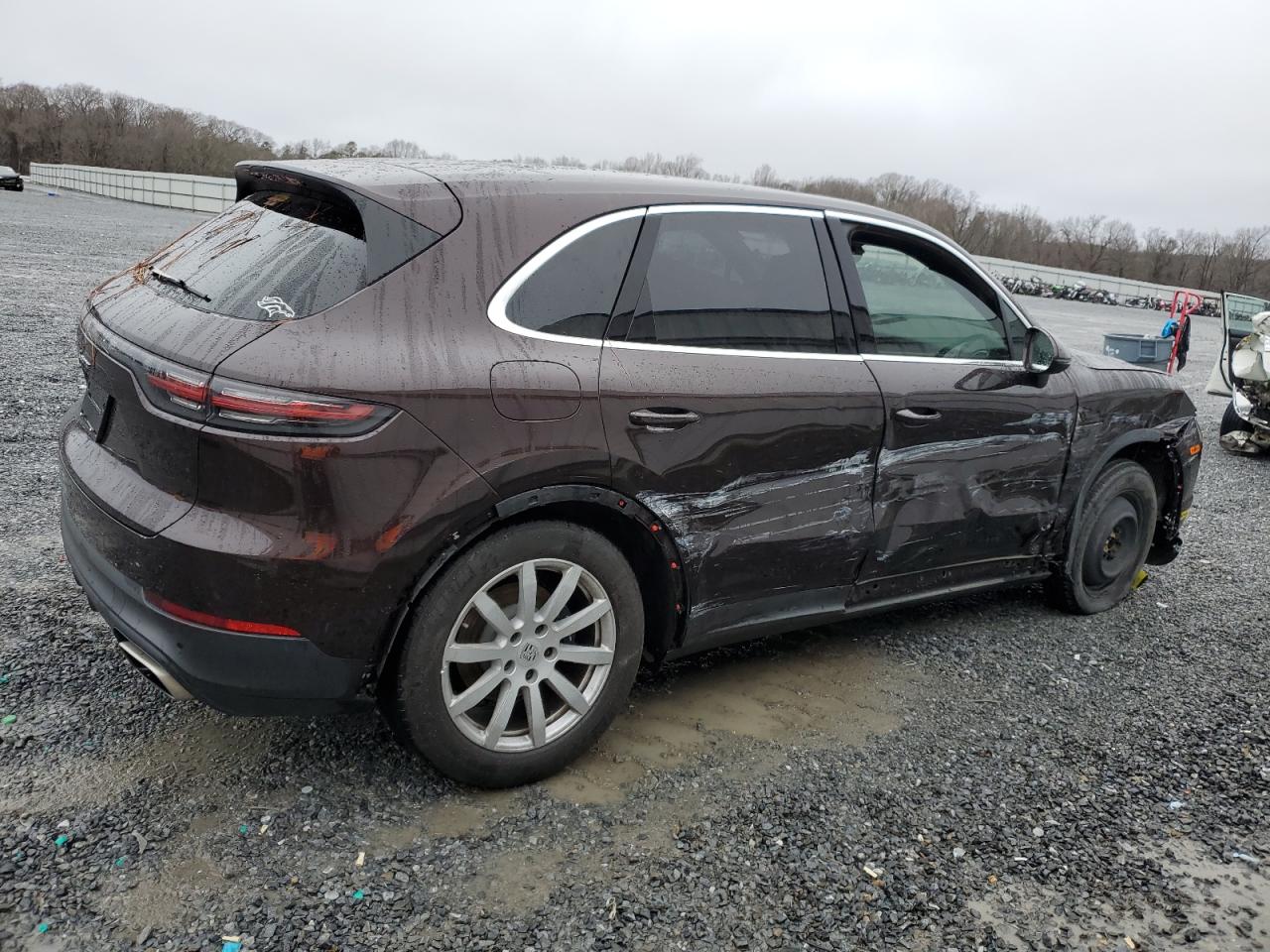 Image 3 of 2019 PORSCHE CAYENNE  2019 with VIN WP1AA2AY7KDA01769
