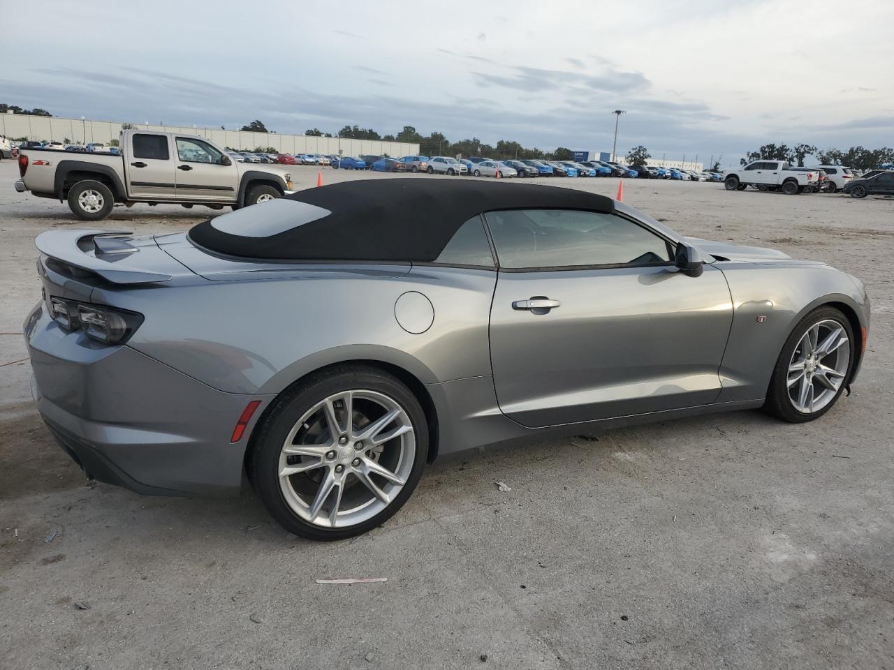 Image 3 of 2020 CHEVROLET CAMARO LS 2020 with VIN 1G1FB3DS1L0103006