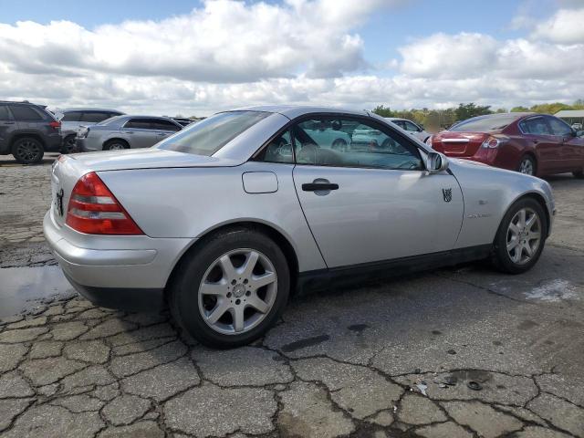 Image 3 of 1999 MERCEDES-BENZ SLK 230 KOMPRESSOR 1999 with VIN WDBKK47F5XF118622