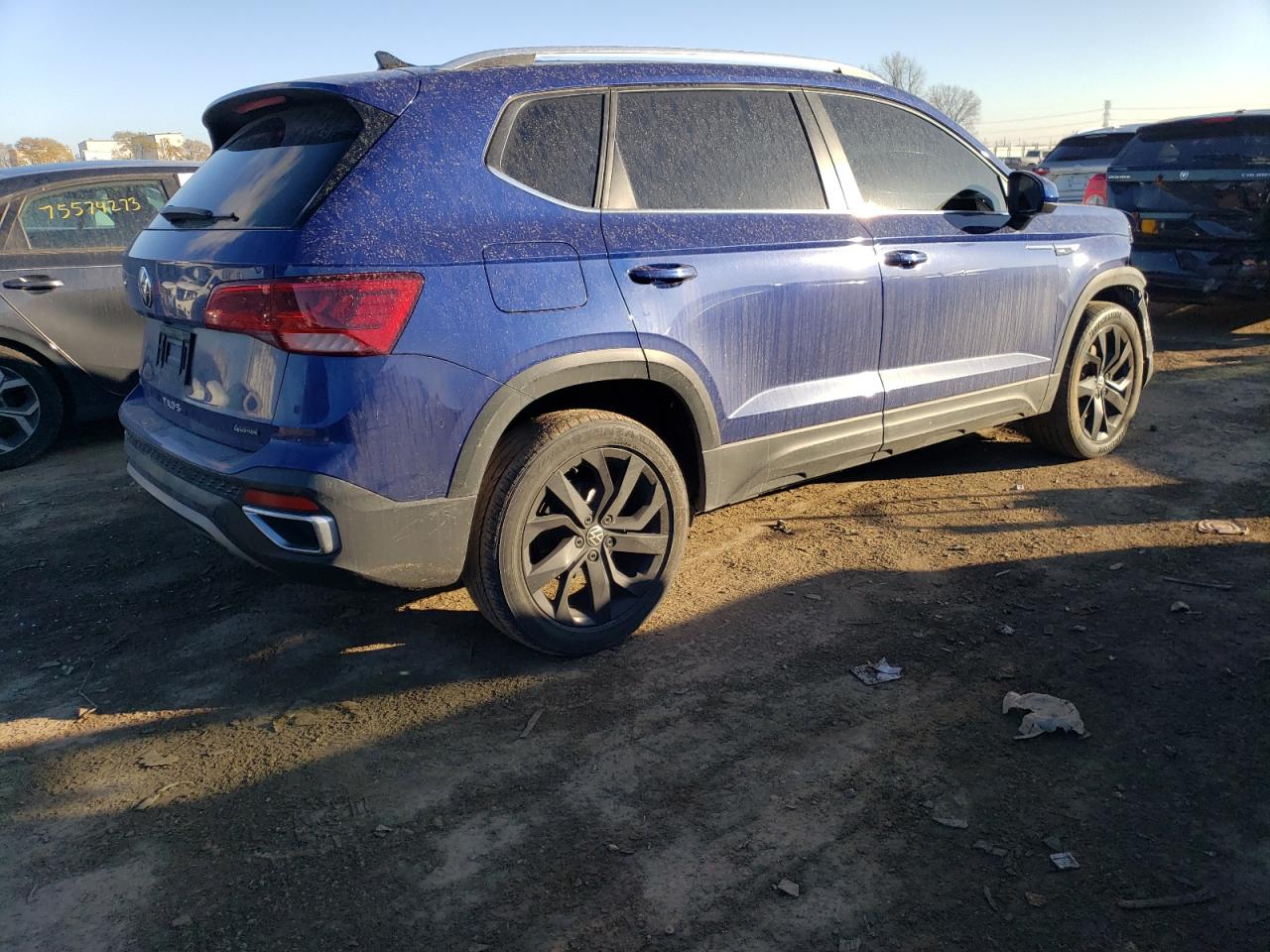 Изображение 3 2022 VOLKSWAGEN TAOS SE IQ DRIVE 2022 с VIN 3VVLX7B25NM035025