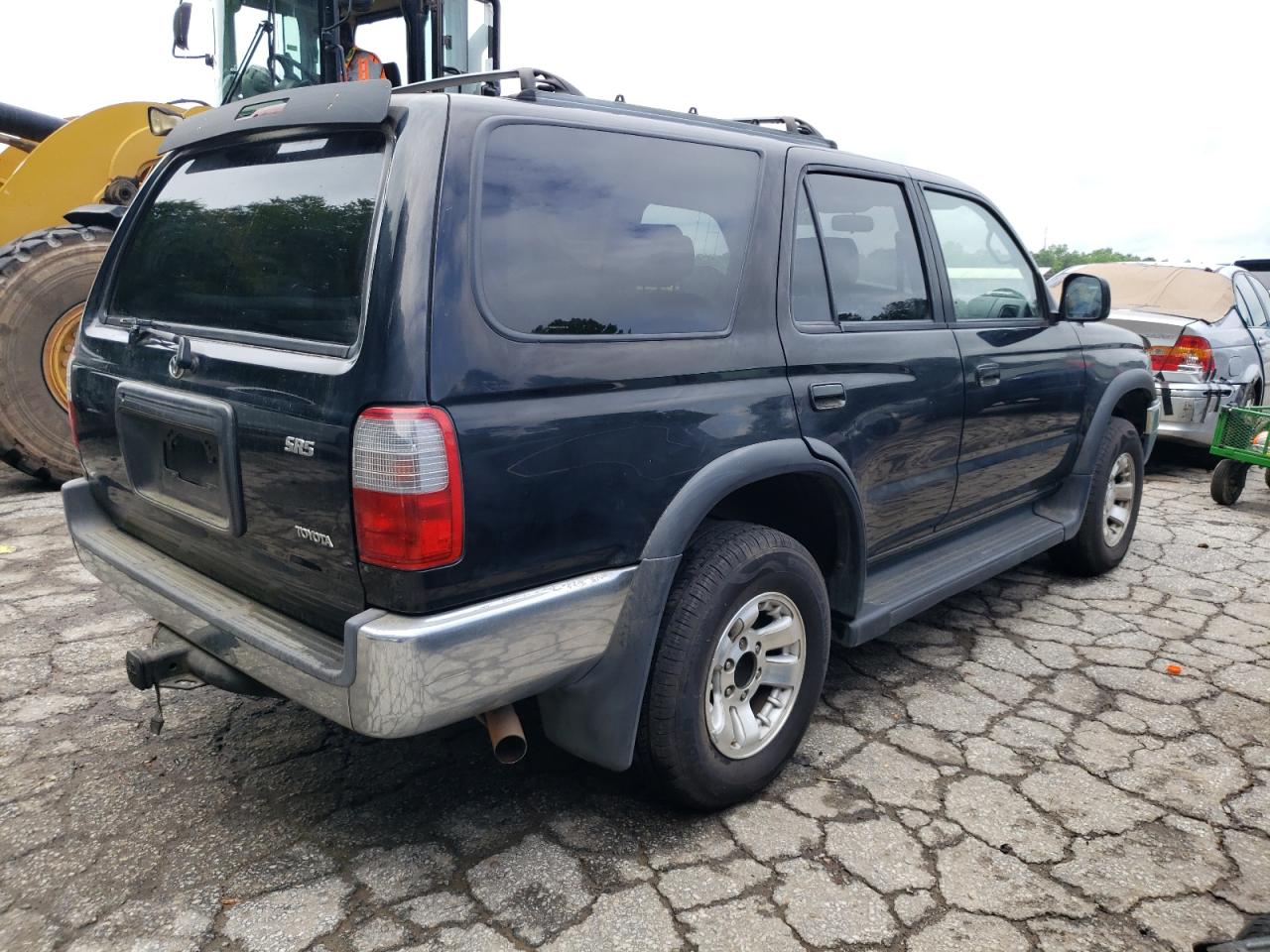 Image 3 of 2000 TOYOTA 4RUNNER SR5 2000 with VIN JT3GN86R5Y0162789