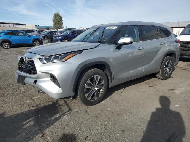 Obraz 2021 TOYOTA HIGHLANDER XLE 2021