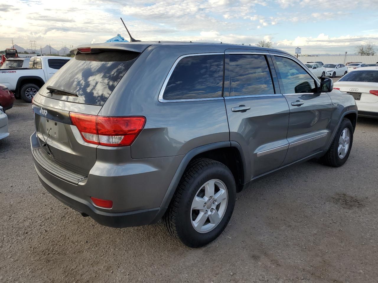 Изображение 3 2012 JEEP GRAND CHEROKEE LAREDO 2012 с VIN 1C4RJEAG7CC355439