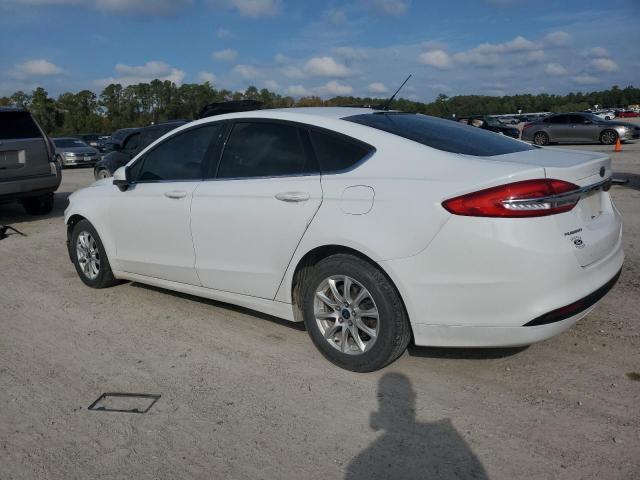 Изображение 2 2017 FORD FUSION S 2017 с VIN 3FA6P0G75HR415583