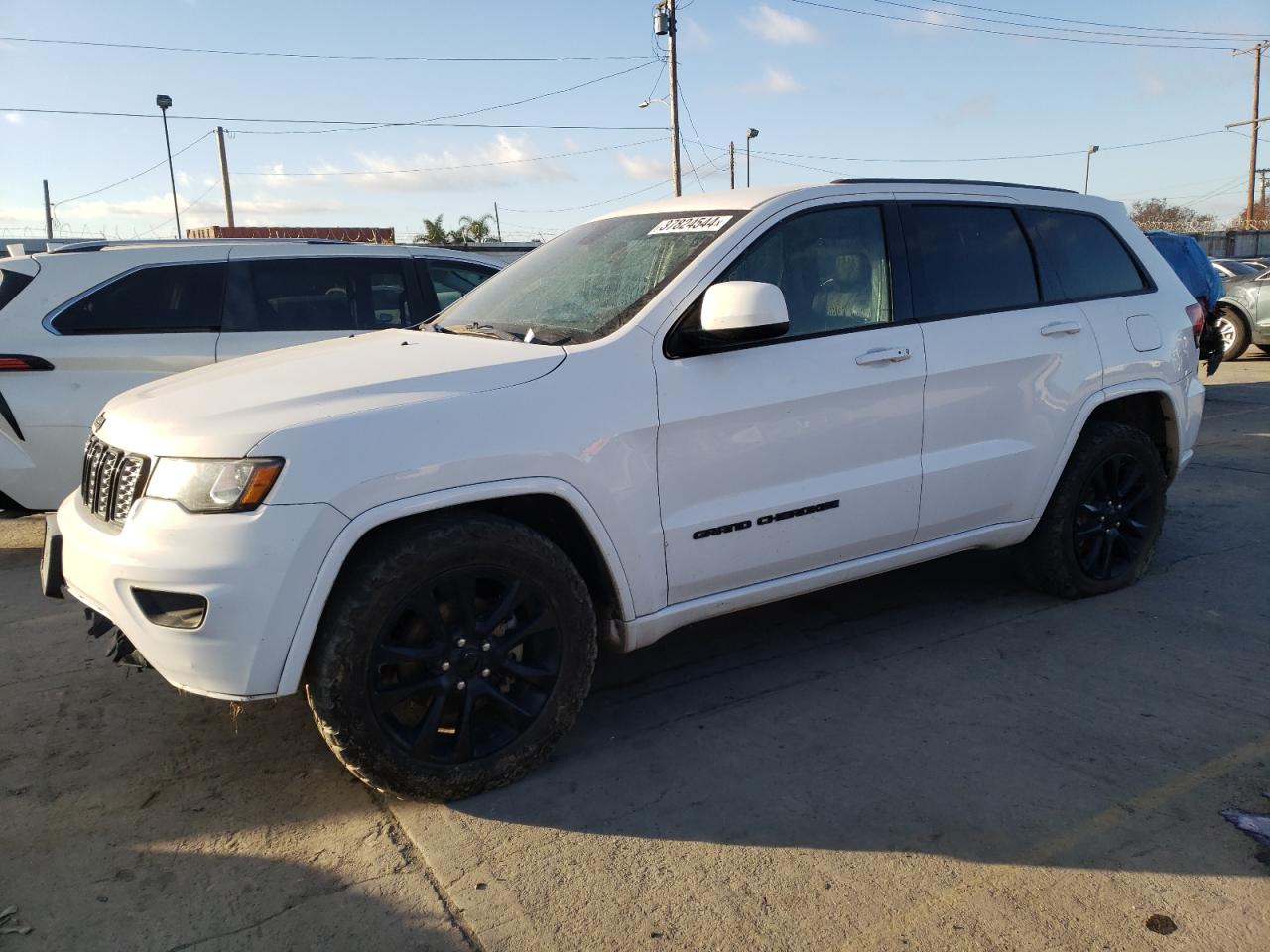 Image 1 of 2020 JEEP GRAND CHEROKEE LAREDO 2020 with VIN 1C4RJFAGXLC376159