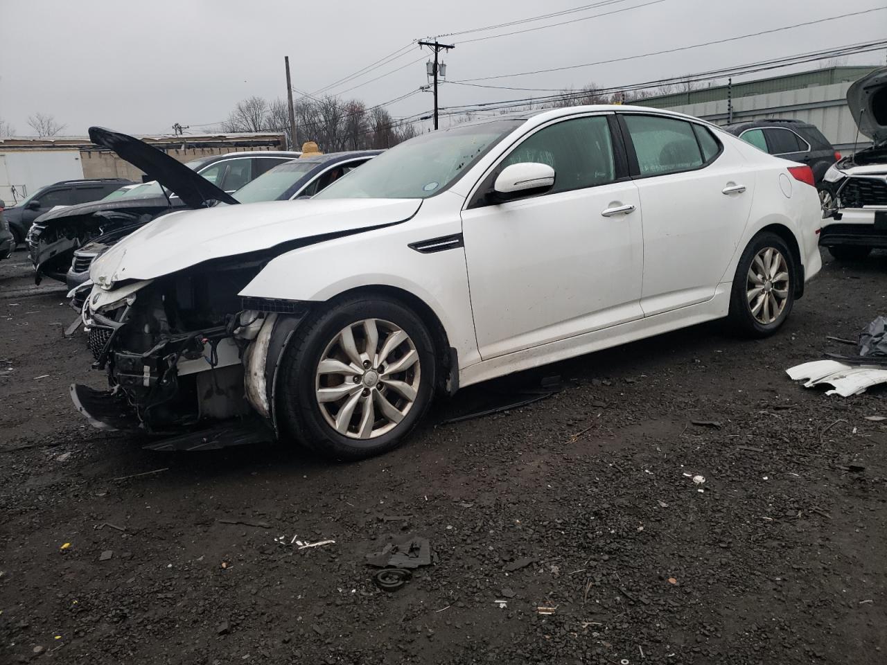 Изображение 1 2015 KIA OPTIMA EX 2015 с VIN 5XXGN4A74FG361189