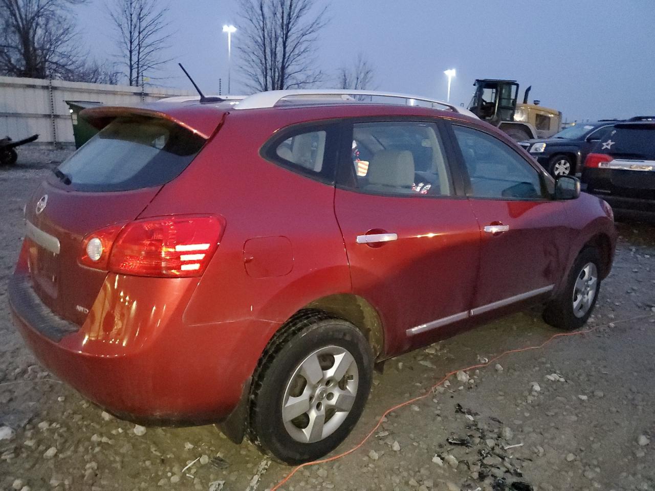 Изображение 3 2014 NISSAN ROGUE SELECT S 2014 с VIN JN8AS5MV9EW705230