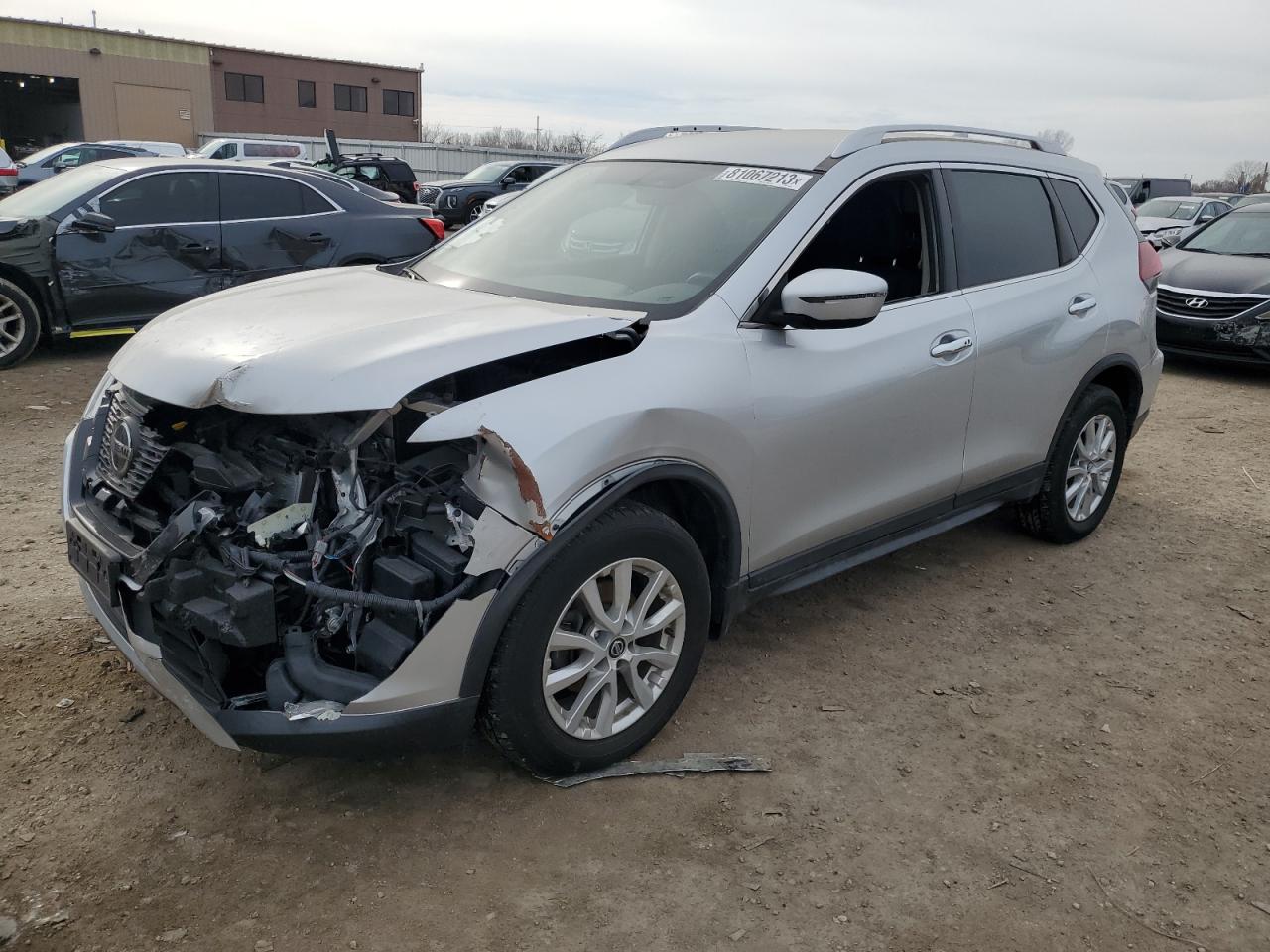 Obraz 1 z 2018 NISSAN ROGUE S 2018 z VIN KNMAT2MV8JP612274