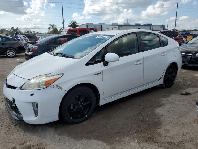 Image 1 of 2013 TOYOTA PRIUS  2013 with VIN JTDKN3DU2D5597413