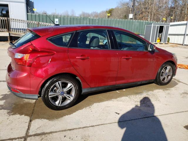 Image 3 of 2014 FORD FOCUS SE 2014 with VIN 1FADP3K26EL395987