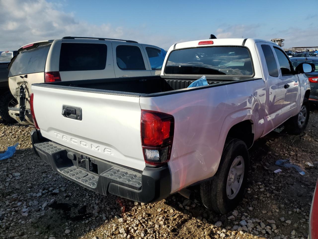 Изображение 3 2023 TOYOTA TACOMA ACCESS CAB 2023 с VIN 3TYRX5GN7PT083424