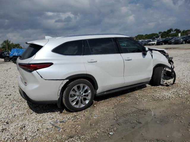 Obraz 3 z 2023 TOYOTA HIGHLANDER L 2023 z VIN 5TDKDRAH8PS000695