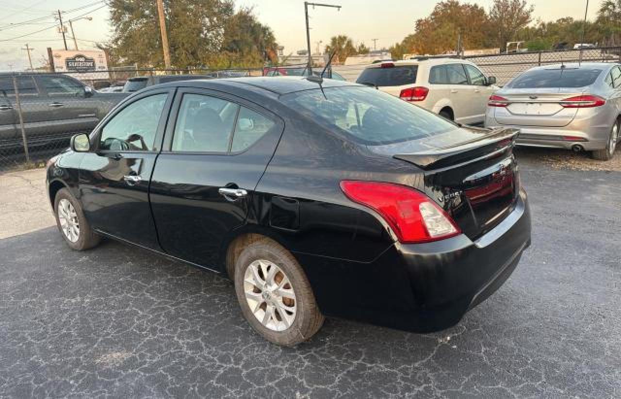 Изображение 3 2017 NISSAN VERSA S 2017 с VIN 3N1CN7APXHL879088