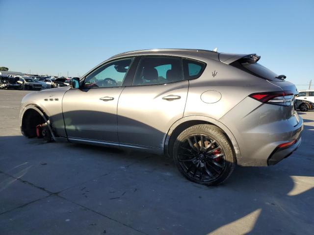 Изображение 2 2022 MASERATI LEVANTE BASE 2022 с VIN ZN661XUA7NX396444