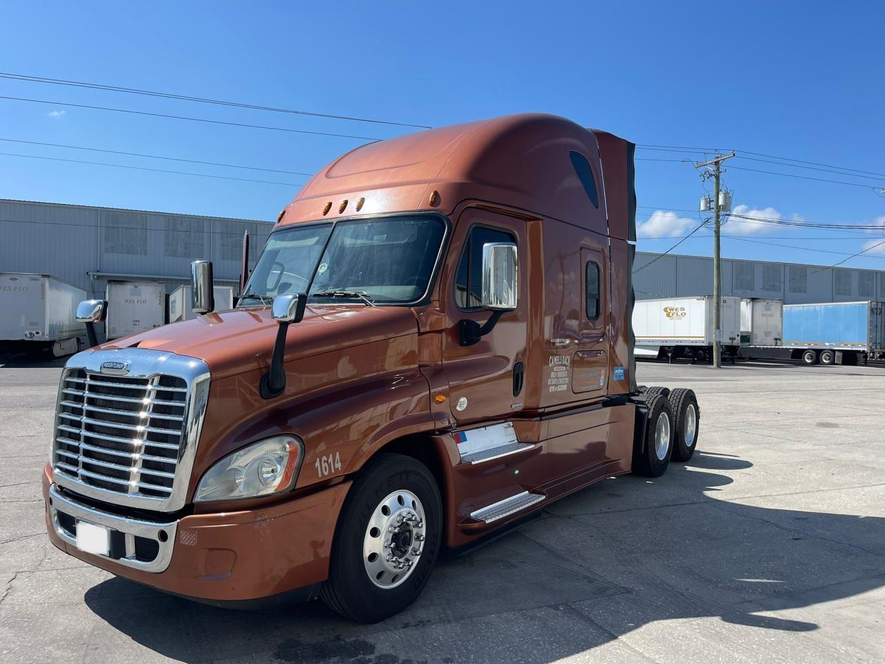 Изображение 2 2016 FREIGHTLINER CASCADIA 125 2016 с VIN 3AKJGLD52GSHC0380