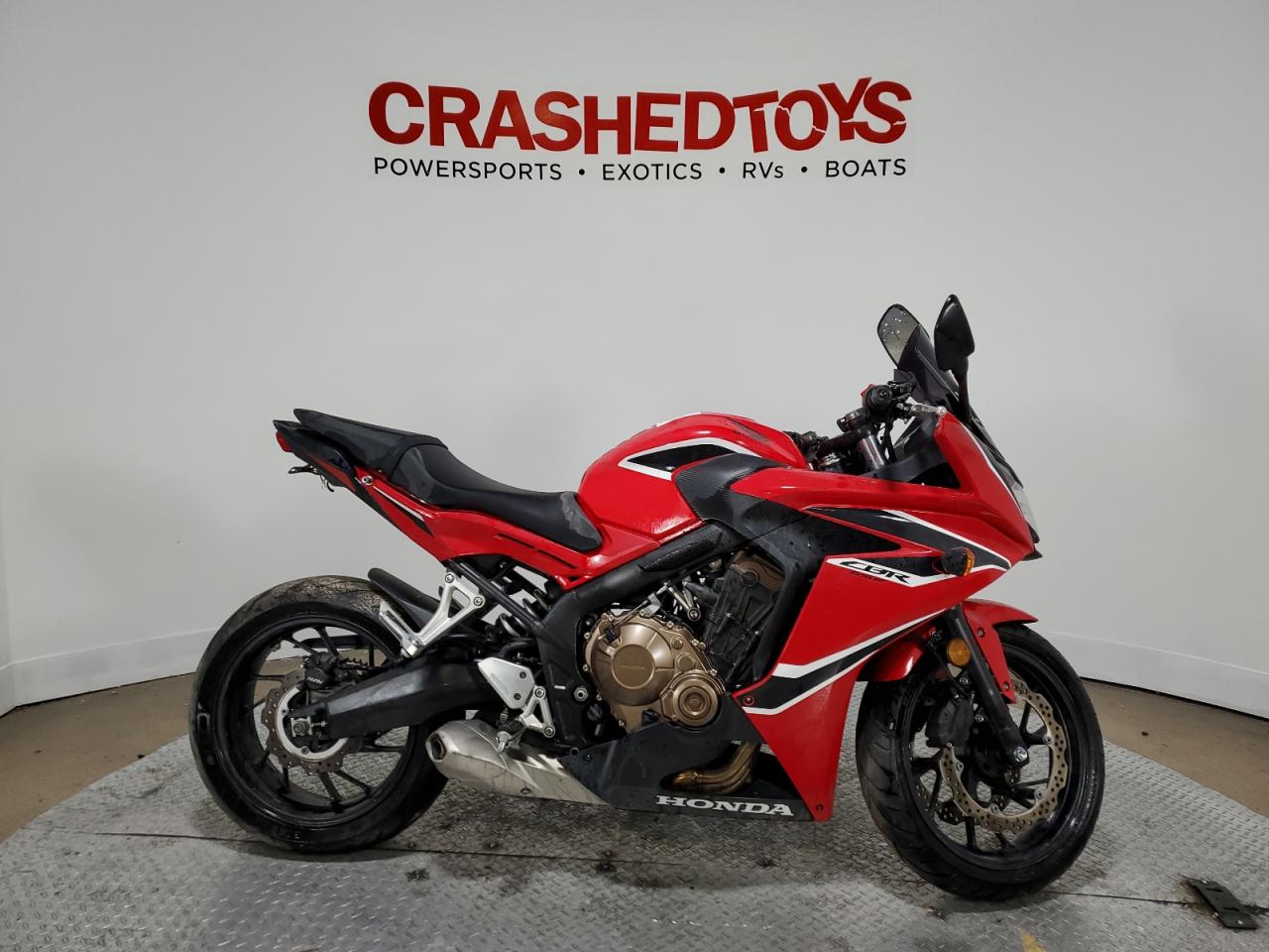 Image 1 of 2018 HONDA CBR650 F 2018 with VIN MLHRC7406J5400440
