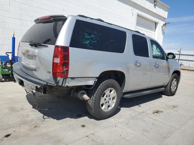 Obraz 3 z 2010 CHEVROLET SUBURBAN K1500 LT 2010 z VIN 1GNUKJE31AR108166