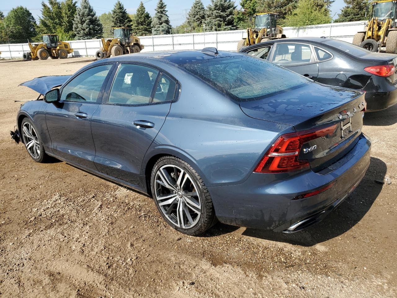 Изображение 2 2019 VOLVO S60 T6 R-DESIGN 2019 с VIN 7JRA22TM1KG004577