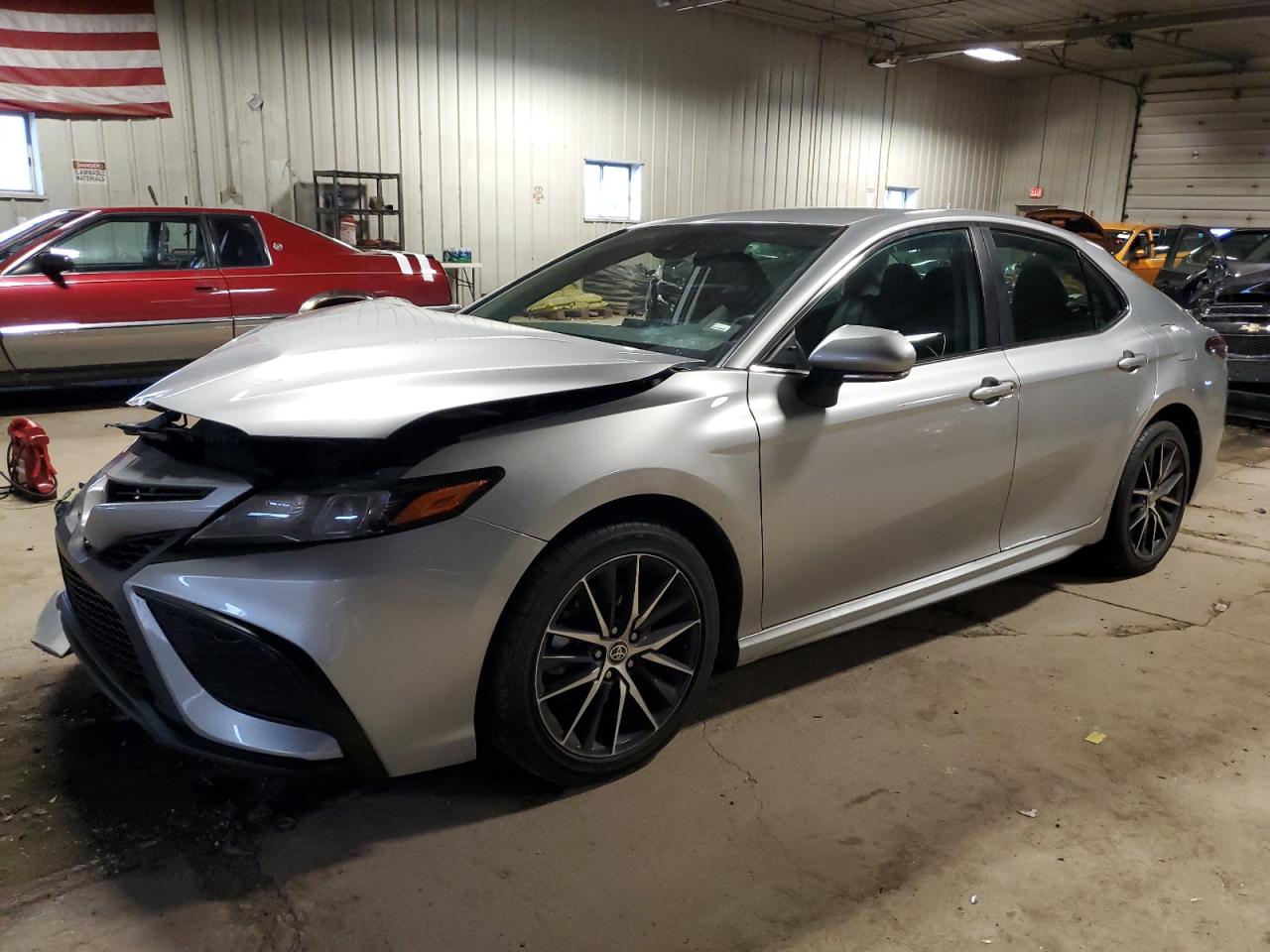 Image 1 of 2022 TOYOTA CAMRY SE 2022 with VIN 4T1G11AK3NU709583