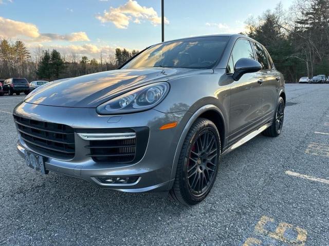 Image 2 of 2016 PORSCHE CAYENNE GTS 2016 with VIN WP1AD2A25GLA71514