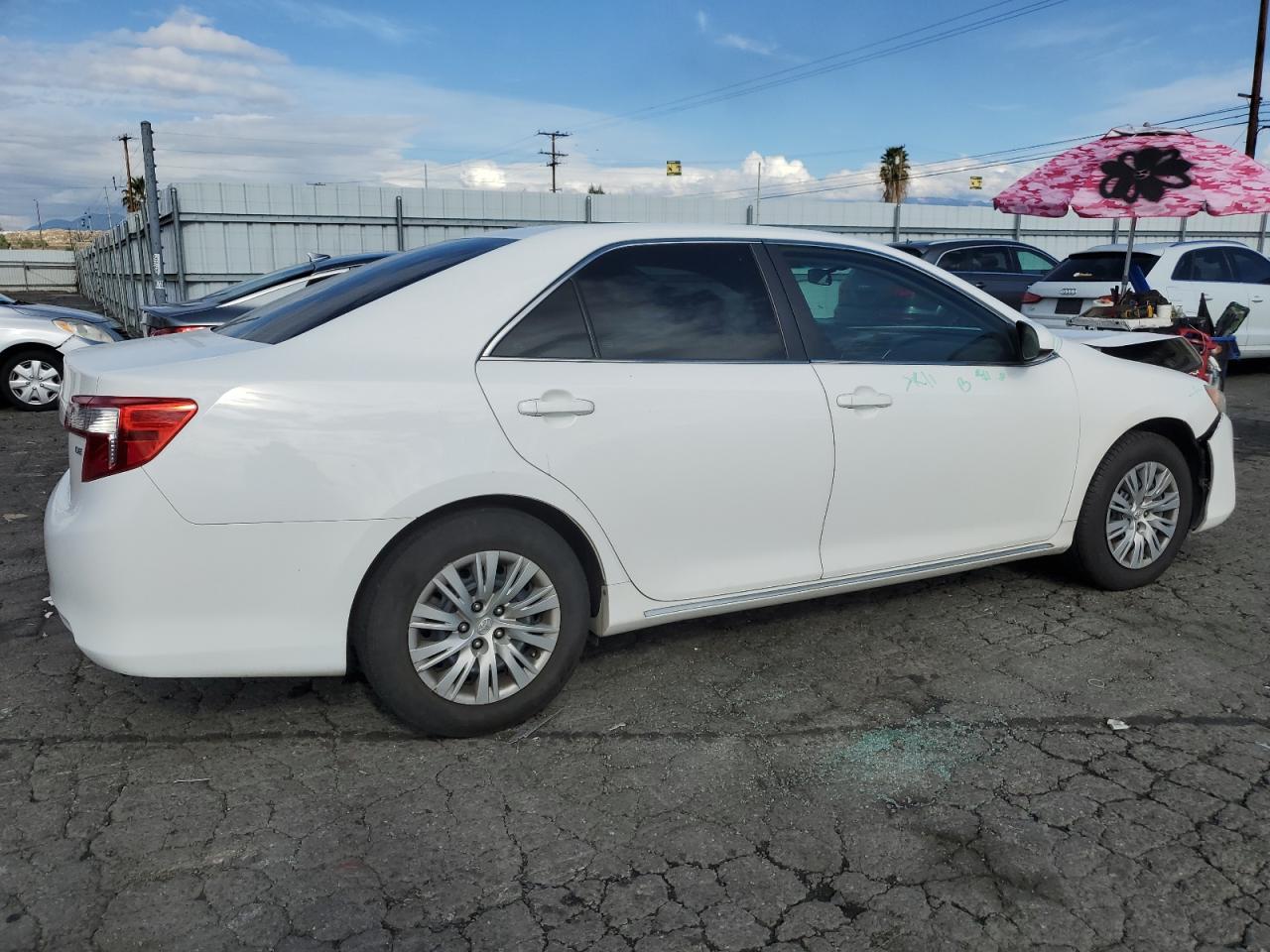 Obraz 3 z 2014 TOYOTA CAMRY L 2014 z VIN 4T1BF1FK0EU853967