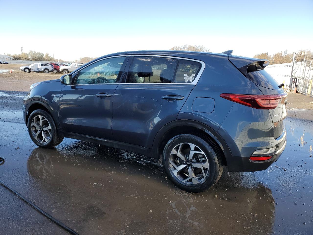 Image 2 of 2021 KIA SPORTAGE LX 2021 with VIN KNDPMCAC5M7895124