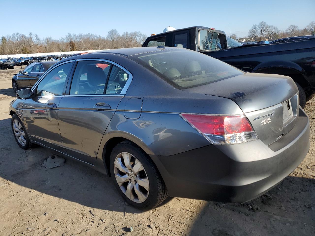 Image 2 of 2008 HONDA ACCORD EXL 2008 with VIN JHMCP26828C037786