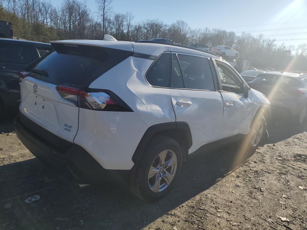 Image 3 of 2022 TOYOTA RAV4 XLE 2022 with VIN 2T3P1RFV8NC284758