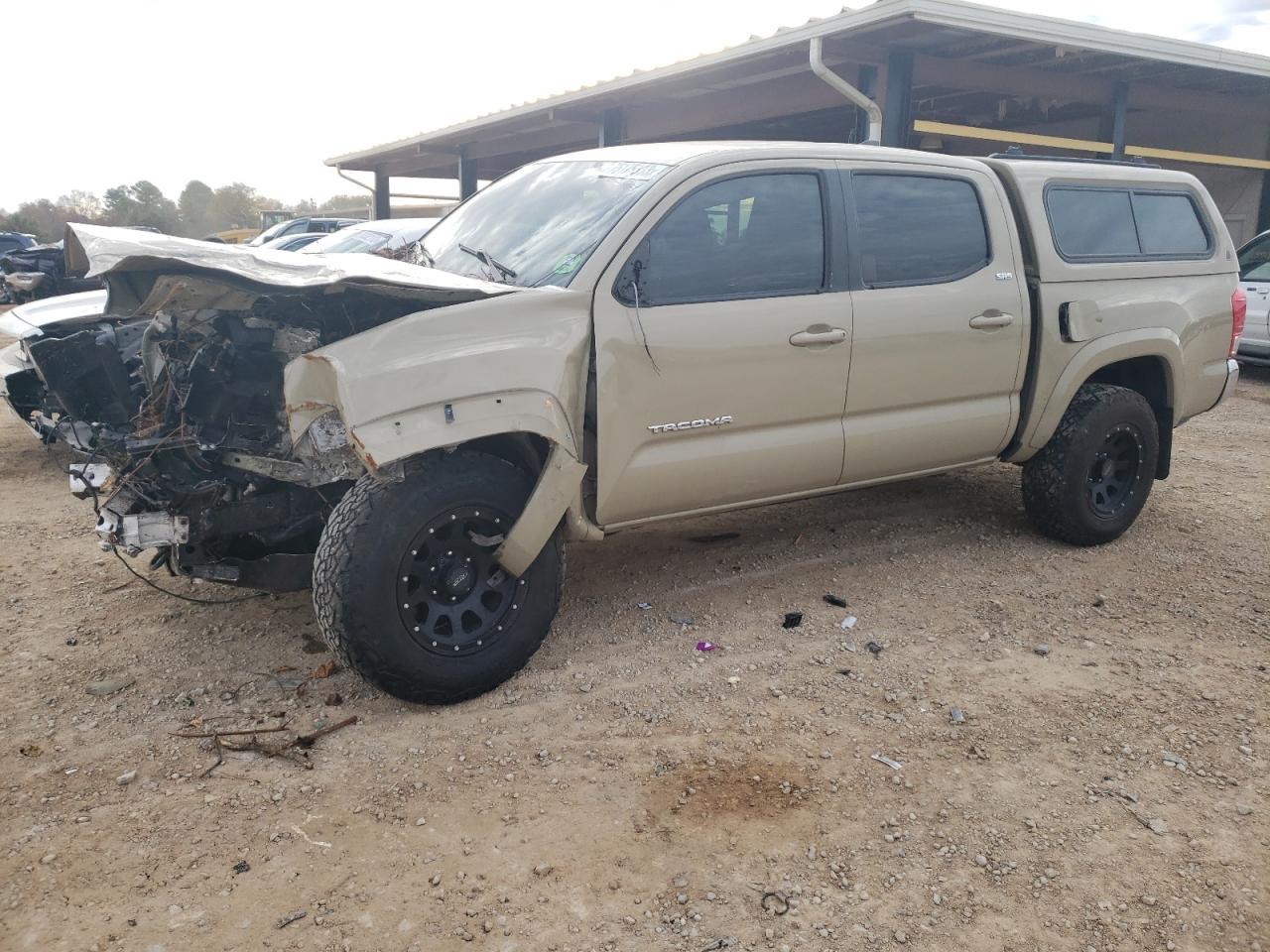 Obraz 1 z 2017 TOYOTA TACOMA DOUBLE CAB 2017 z VIN 3TMCZ5AN3HM060194