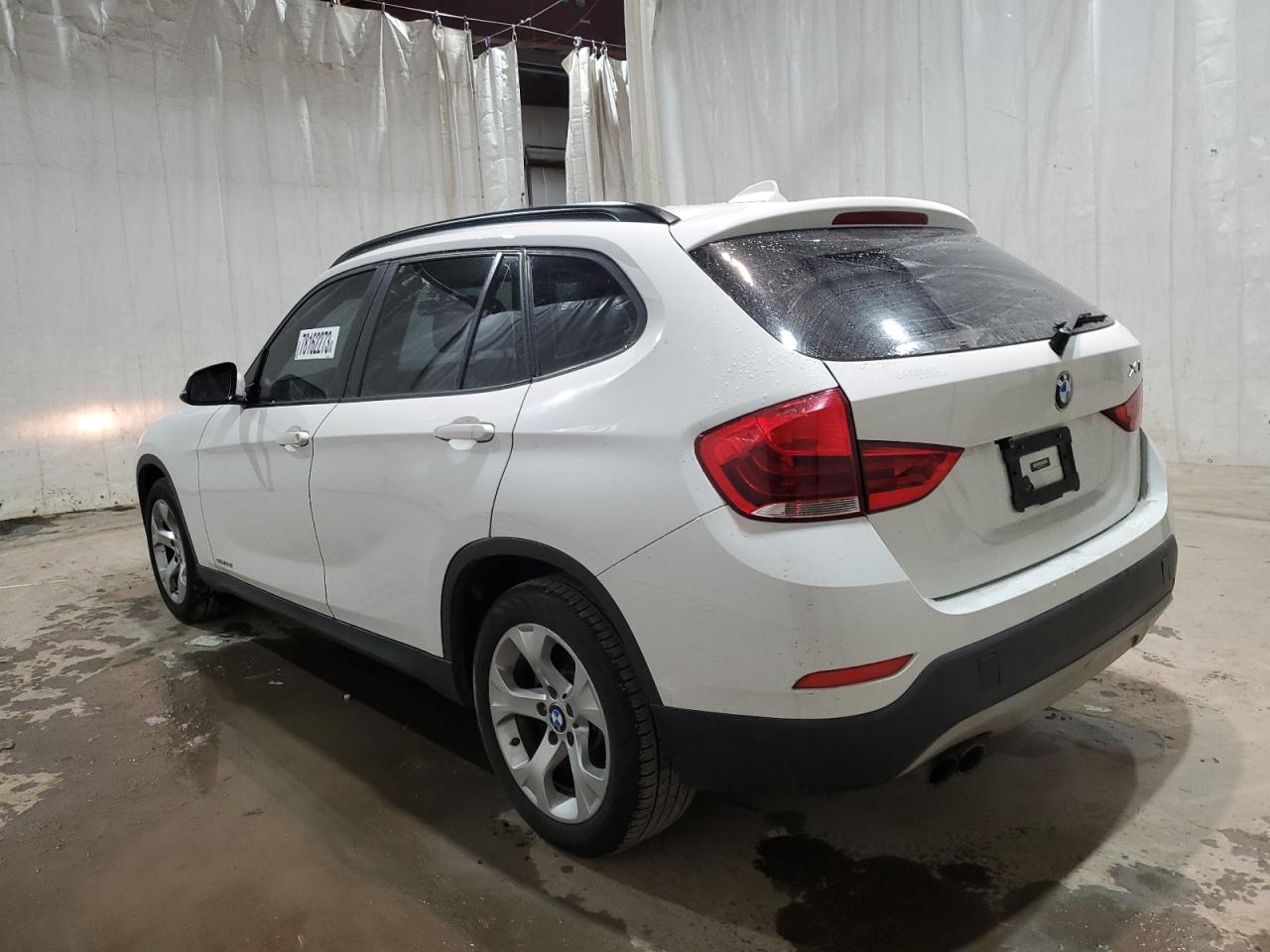 Image 2 of 2015 BMW X1 SDRIVE28I 2015 with VIN WBAVM1C5XFVW58425