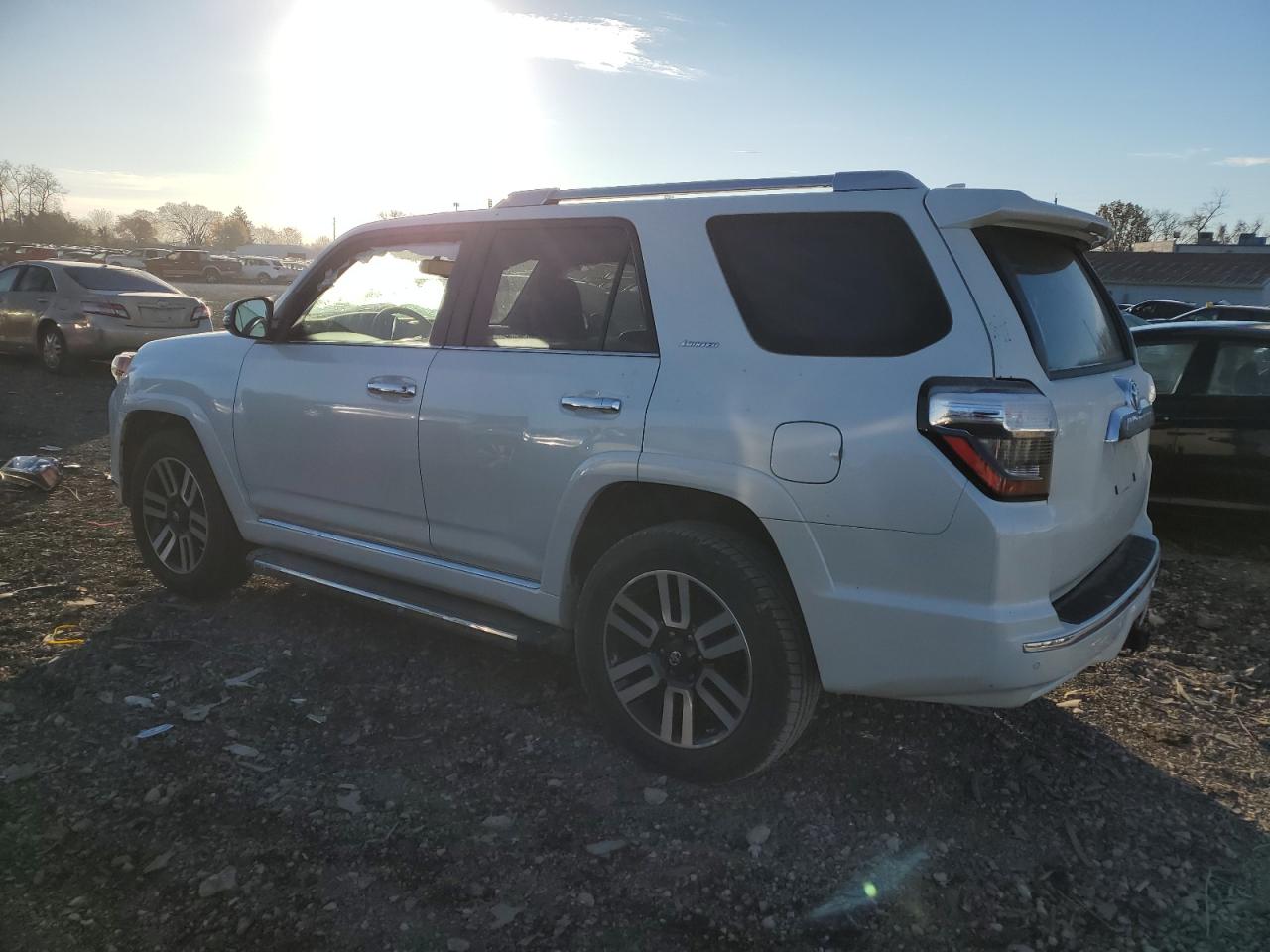 Изображение 2 2016 TOYOTA 4RUNNER SR5/SR5 PREMIUM 2016 с VIN JTEBU5JR4G5378192