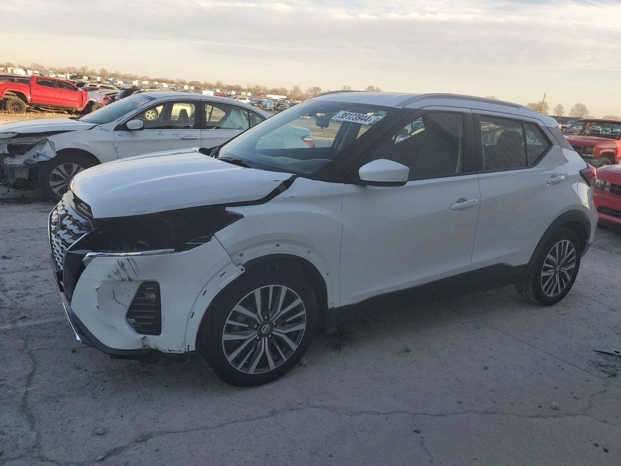 Obraz 1 z 2021 NISSAN KICKS SV 2021 z VIN 3N1CP5CVXML533692