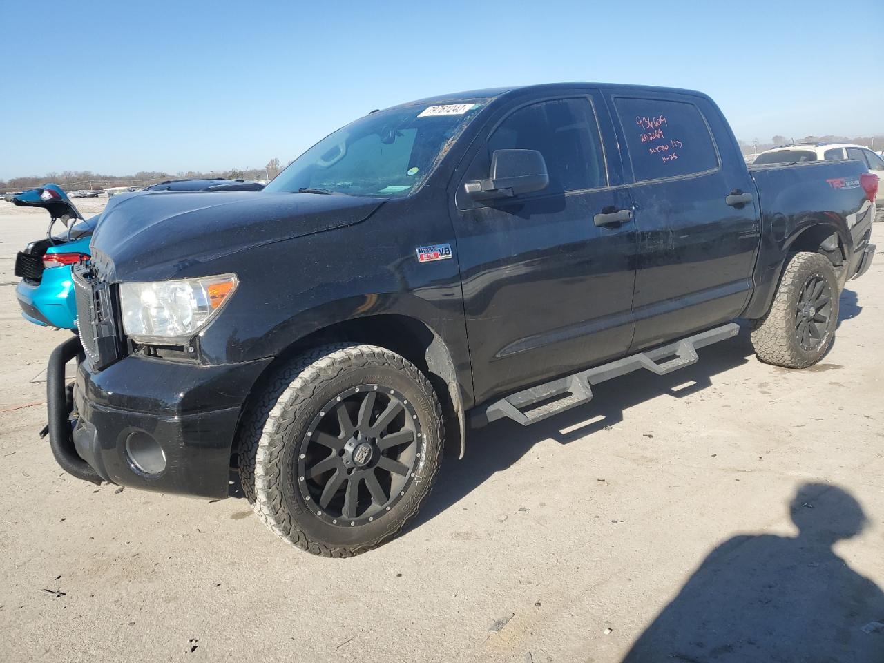 Image 1 of 2013 TOYOTA TUNDRA CREWMAX SR5 2013 with VIN 5TFDW5F1XDX292069