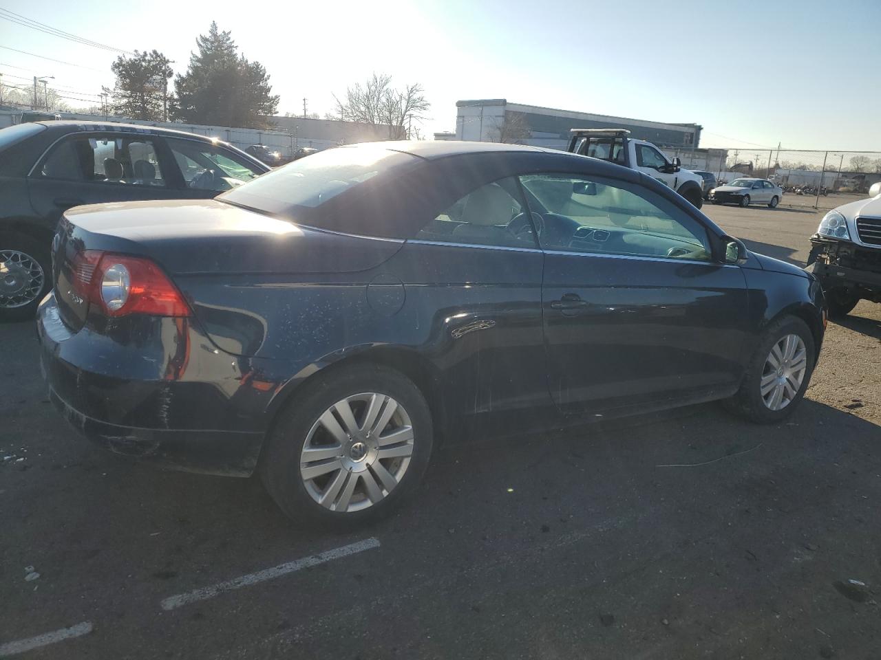 Image 3 of 2008 VOLKSWAGEN EOS TURBO 2008 with VIN WVWBA71F48V041005