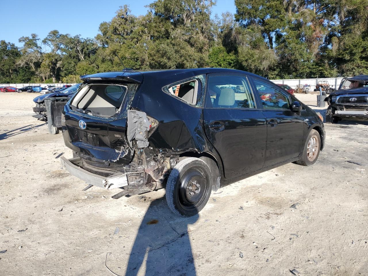 Obraz 3 z 2012 TOYOTA PRIUS V  2012 z VIN JTDZN3EU2C3089627