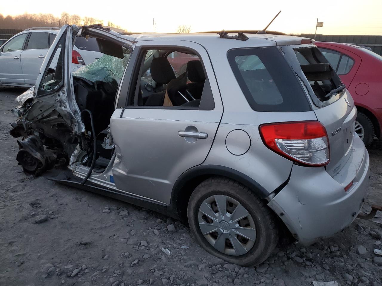 Изображение 2 2008 SUZUKI SX4 BASE 2008 с VIN JS2YB413785102526