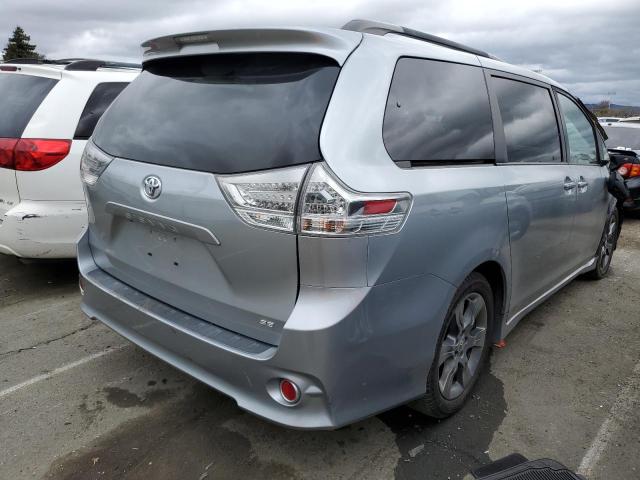 Obraz 3 z 2016 TOYOTA SIENNA SE 2016 z VIN 5TDXK3DC3GS747789