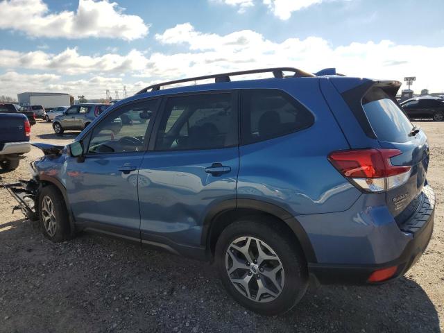 Obraz 2 z 2022 SUBARU FORESTER PREMIUM 2022 z VIN JF2SKAEC2NH426472