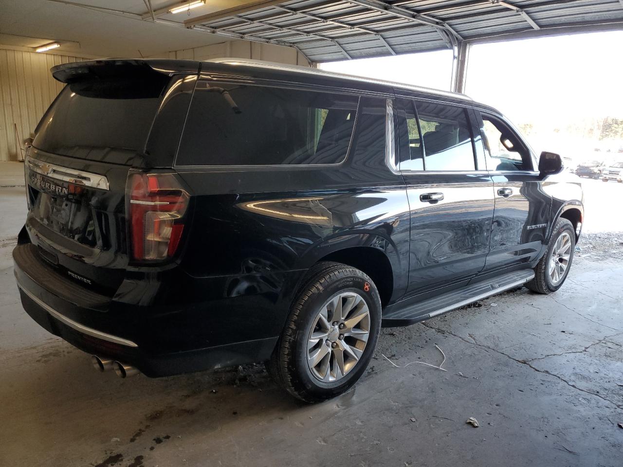 Obraz 3 z 2023 CHEVROLET SUBURBAN C1500 PREMIER 2023 z VIN 1GNSCFKD8PR451483